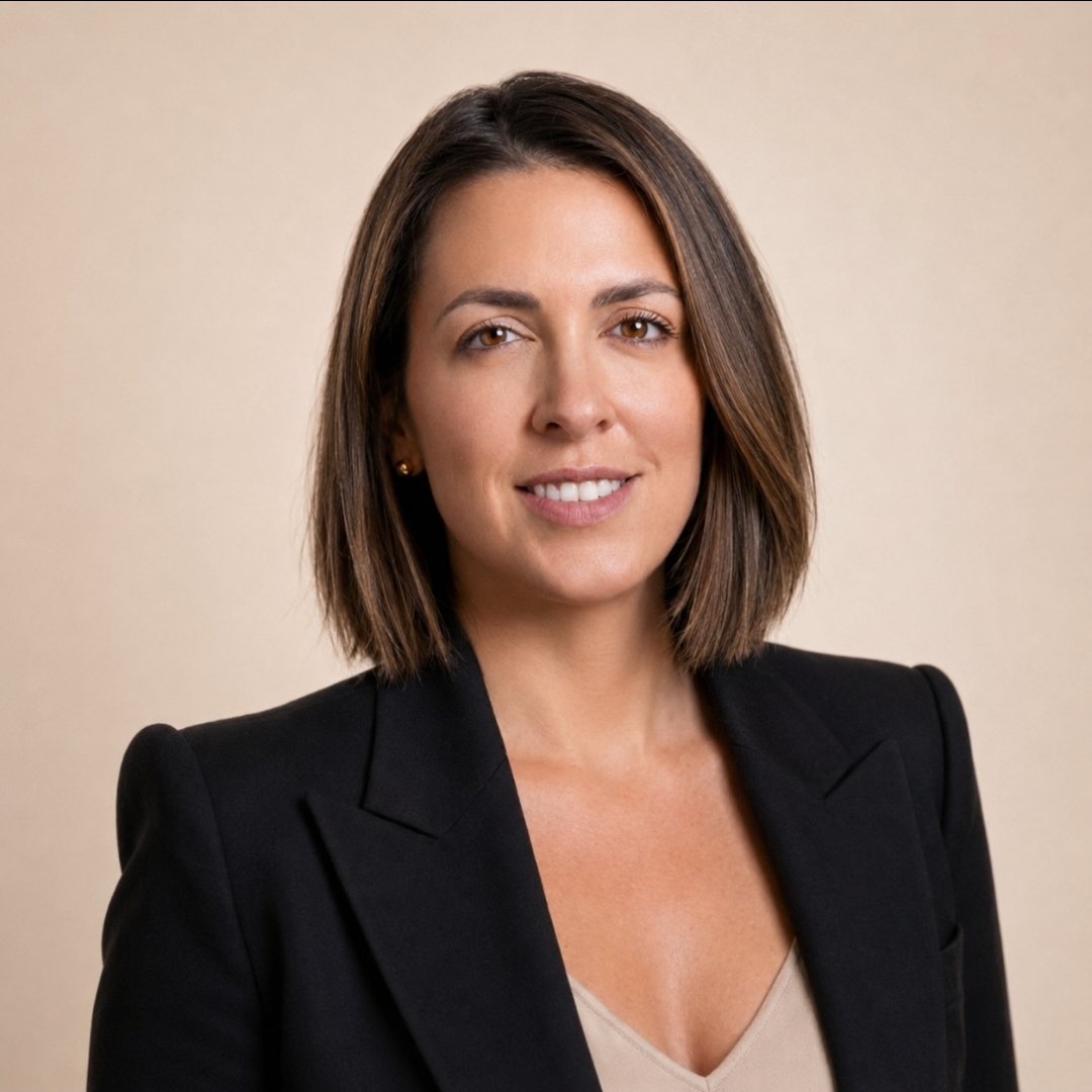 Mme Martine Legault